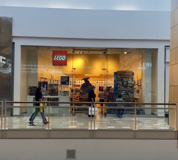 The LEGO Store Chandler Fashion Center (Chandler,&nbspAZ)